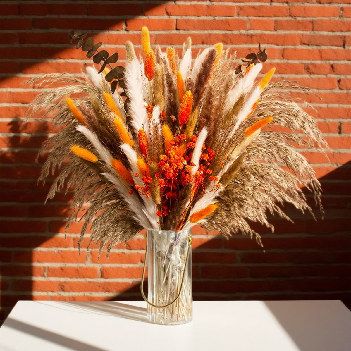 Natürliche Trockenblumen für die Vase