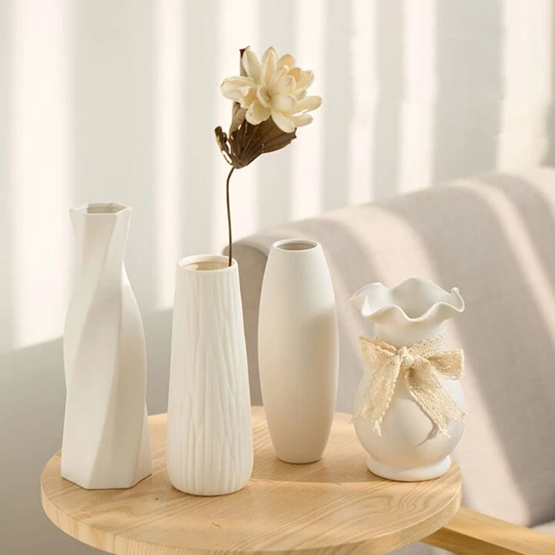 Mini-Keramikvase Nordic in Mattweiß, ca. 10 cm – Ansicht 2